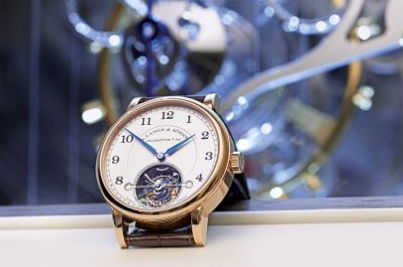 Captura de pantalla 20140213 a las 094019 Watches World 1815 tourbillon en oro rosa