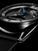 DeBethuneDB28GScloseup2 Watches World