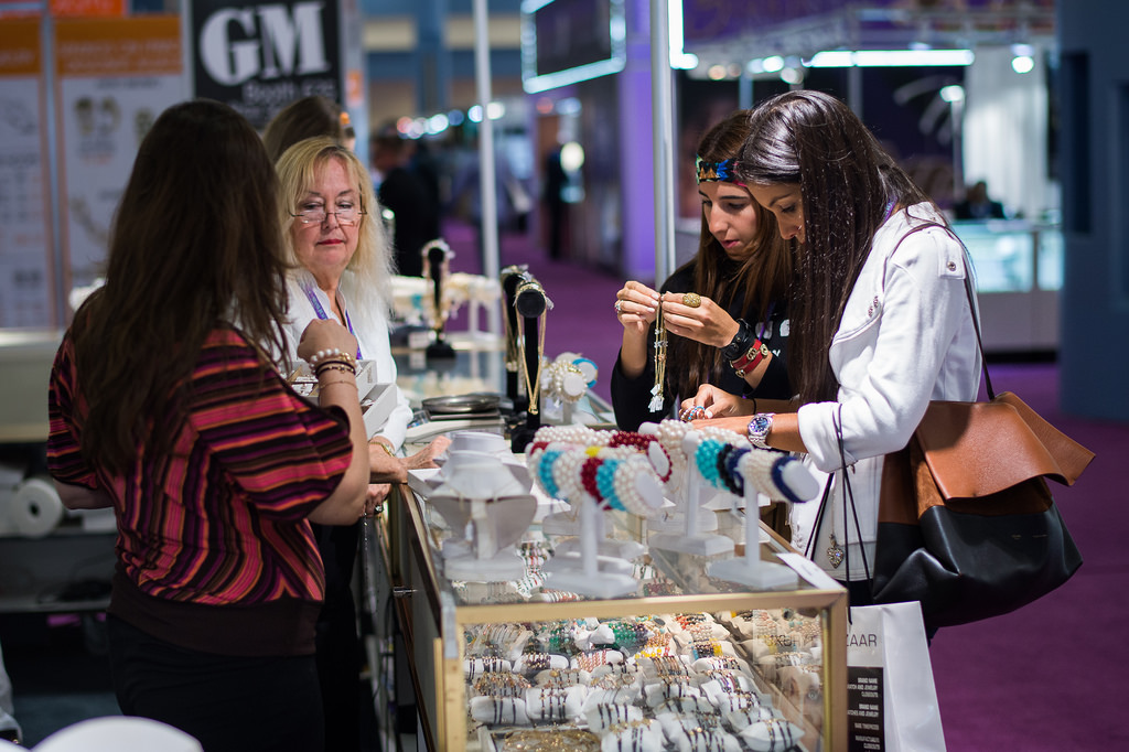 JIS 2016 enero Watches World JIS 2016 enero