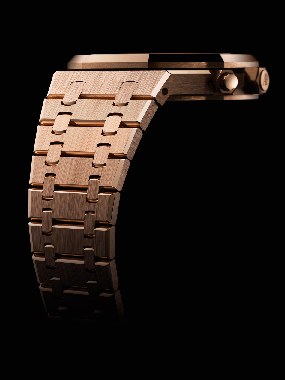 AudemarsPiguetRoyalOakChronograph1 Watches World Audemars Piguet Royal Oak Chronograph 1