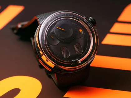 HYT presentó el nuevo H0 Black Fluid