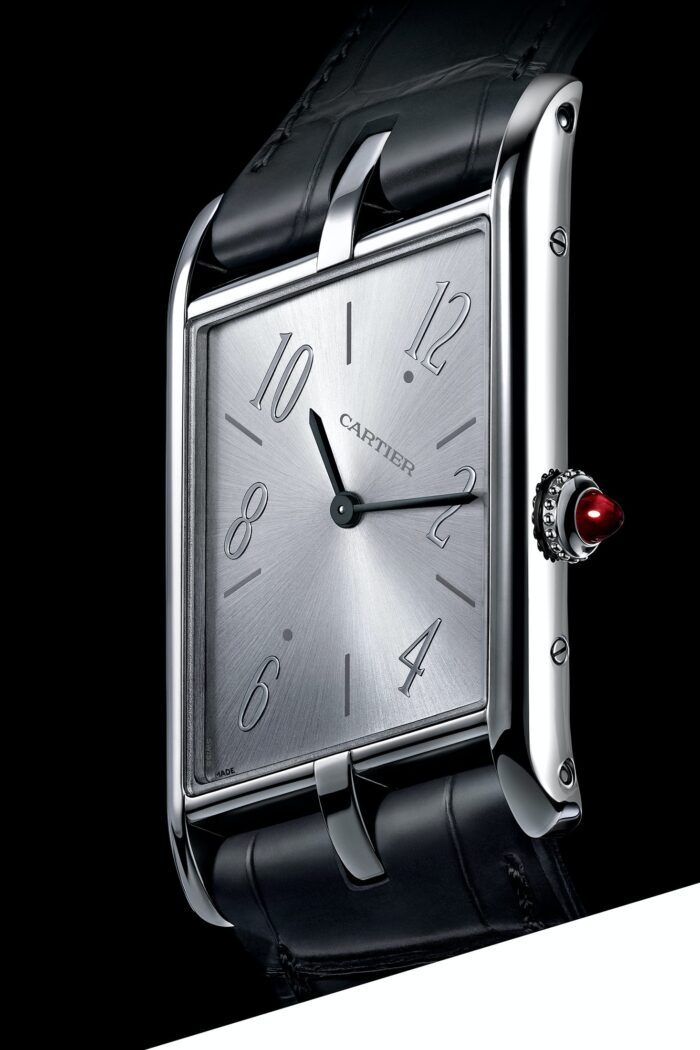 Cartier Tank Asymetrique-