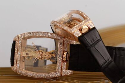 Corum Golden Bridge la historia40 anos Watches World Corum Golden Bridge la historia 40 anos