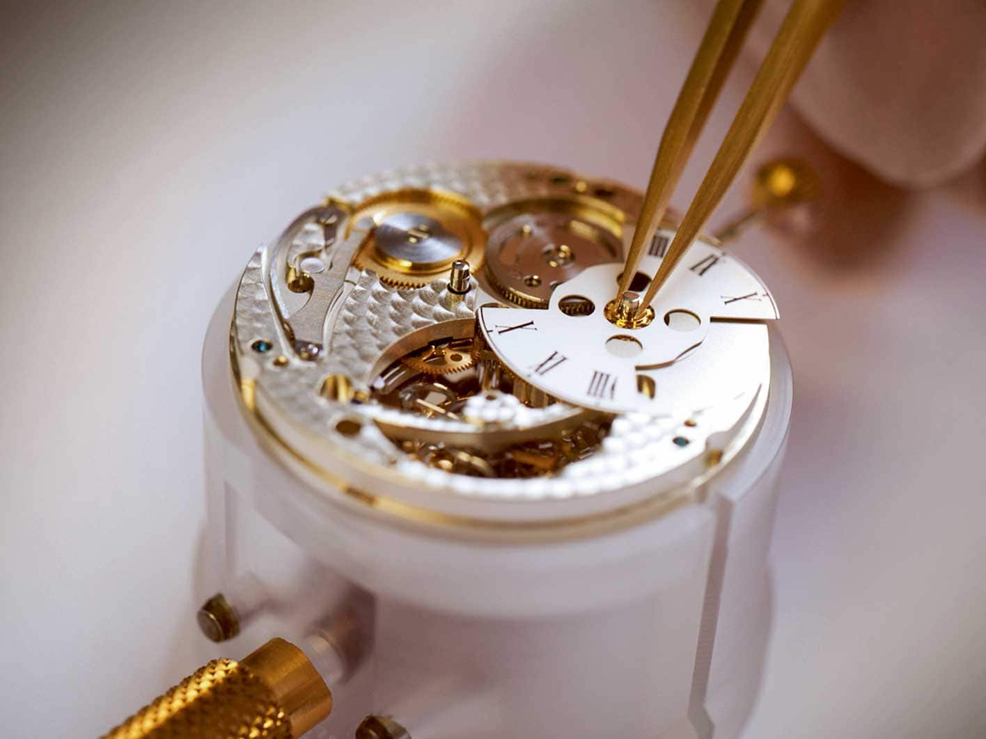 alangesoehnedoubleassembly22111017995731416x1062lg Watches World