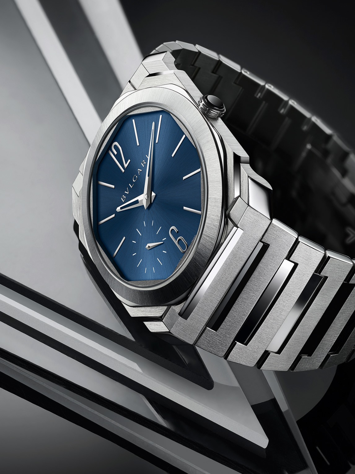 Bvlgari Octo Finissimo Automatic Steel Blue Dial-perfil