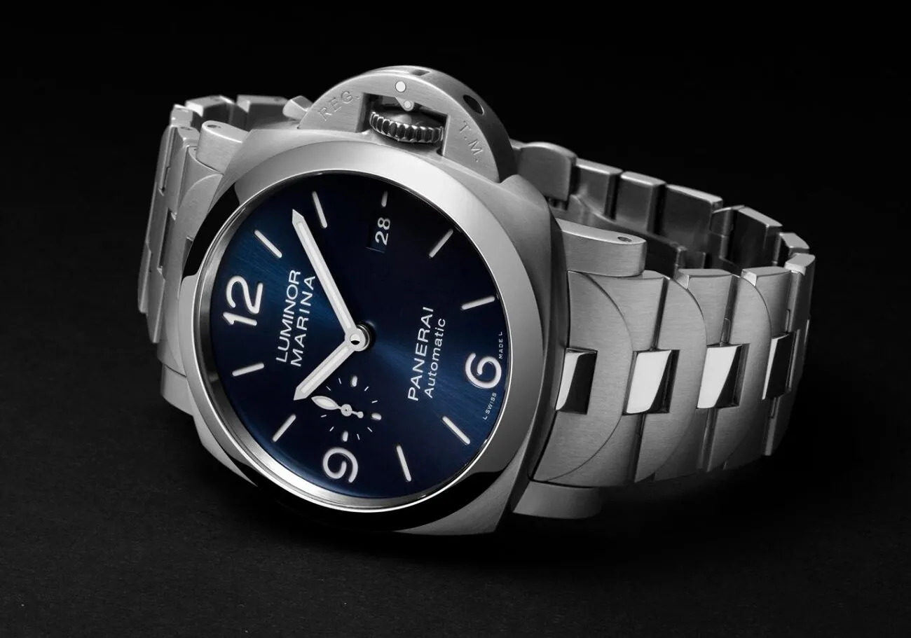 Panerai Luminor Marina Specchio Blu slider