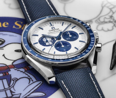 OMEGA Speedmaster Silver Snoopy Award 50 aniversario: a la lupa de Watches World