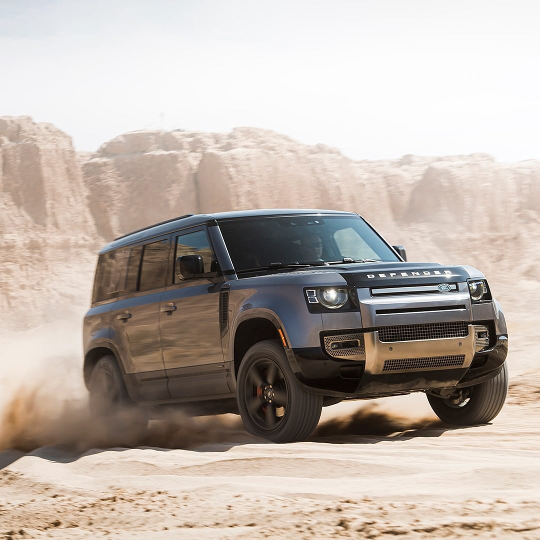 Land Rover Defender continúa con su leyenda 3 Watches World