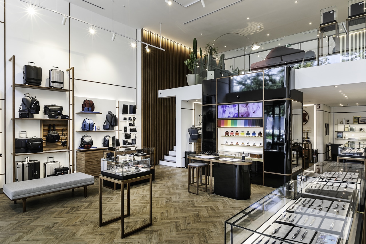 2O4A9609Edit copy Watches World