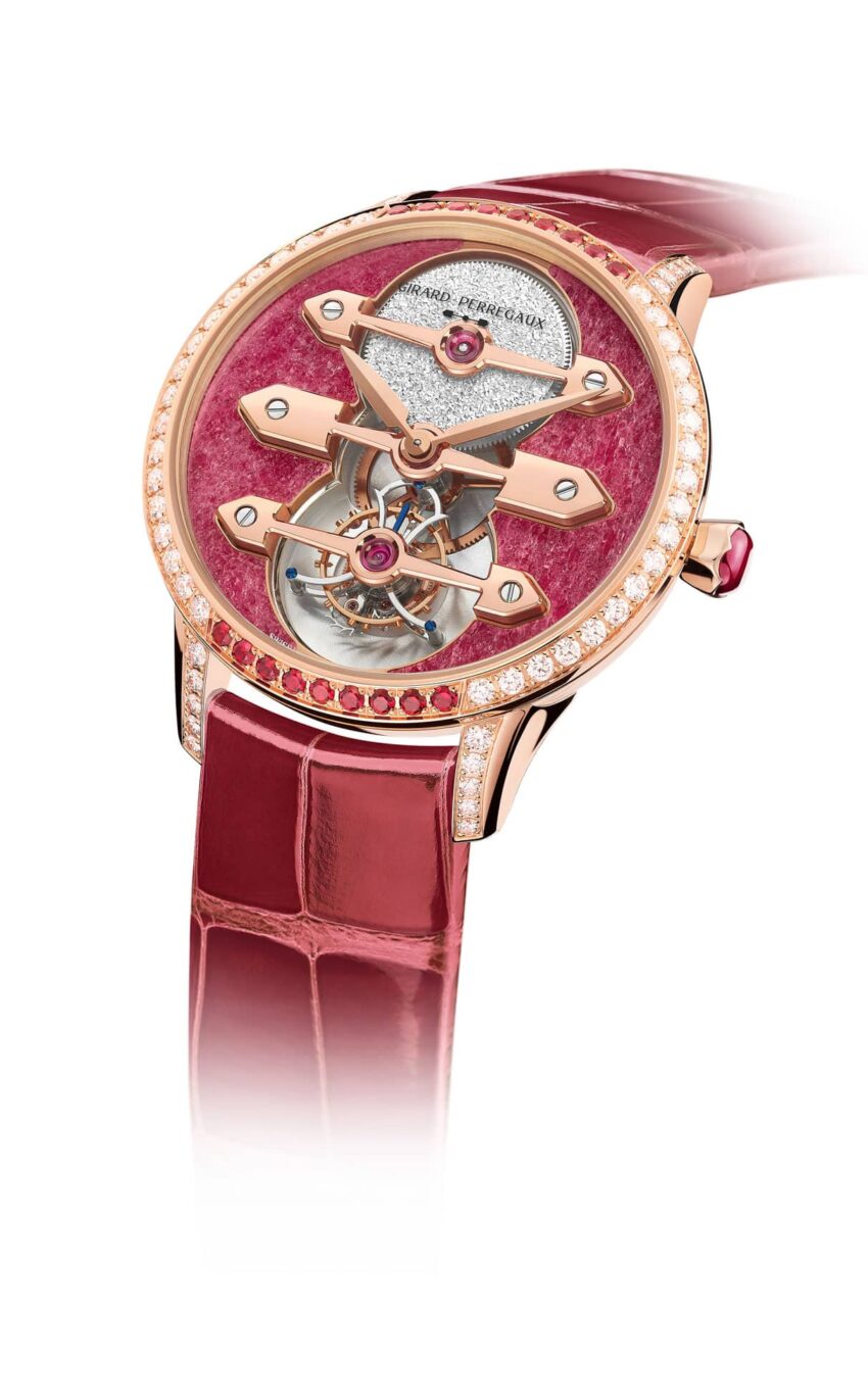 Tourbillon con tres puentes de oro Ruby Heart GirardPerregaux20 Watches World