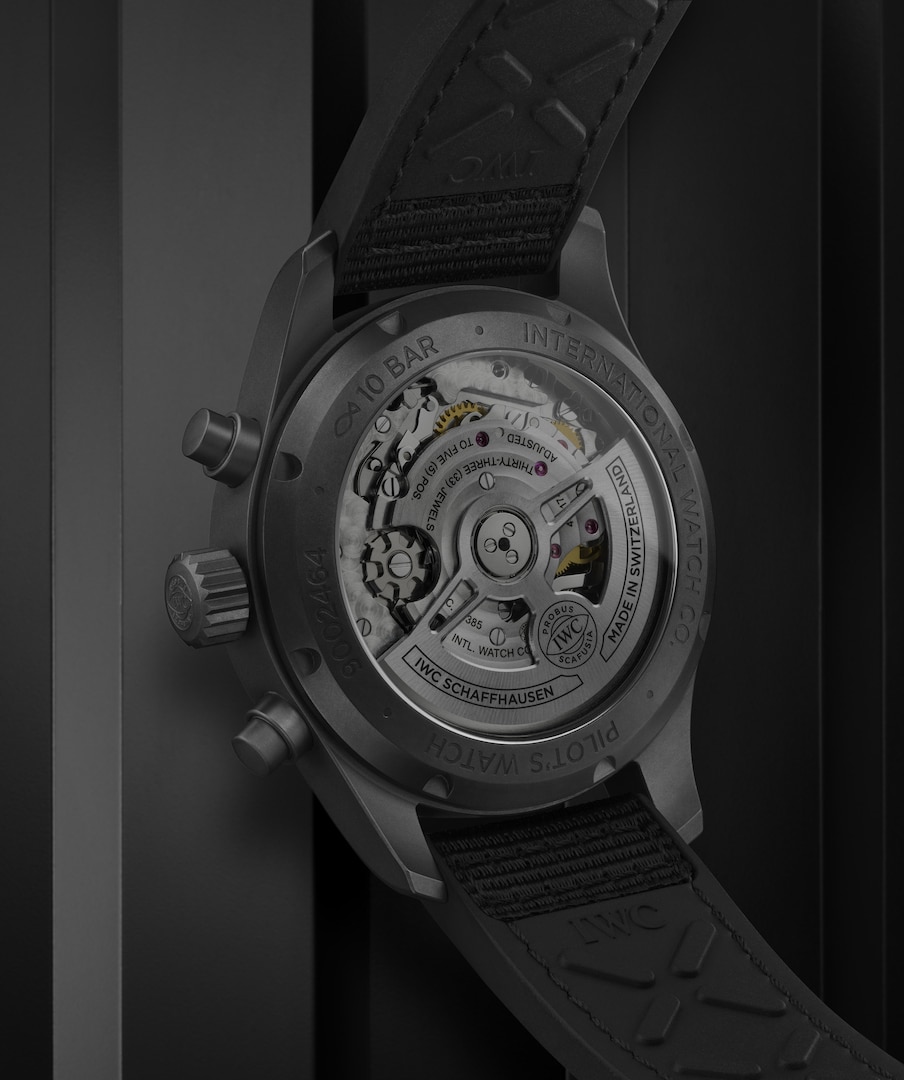 IWC Reloj de Aviador Cronógrafo 41 TOP GUN Ceratanium back Watches World IWC Reloj de Aviador Cronógrafo 41 TOP GUN Ceratanium back