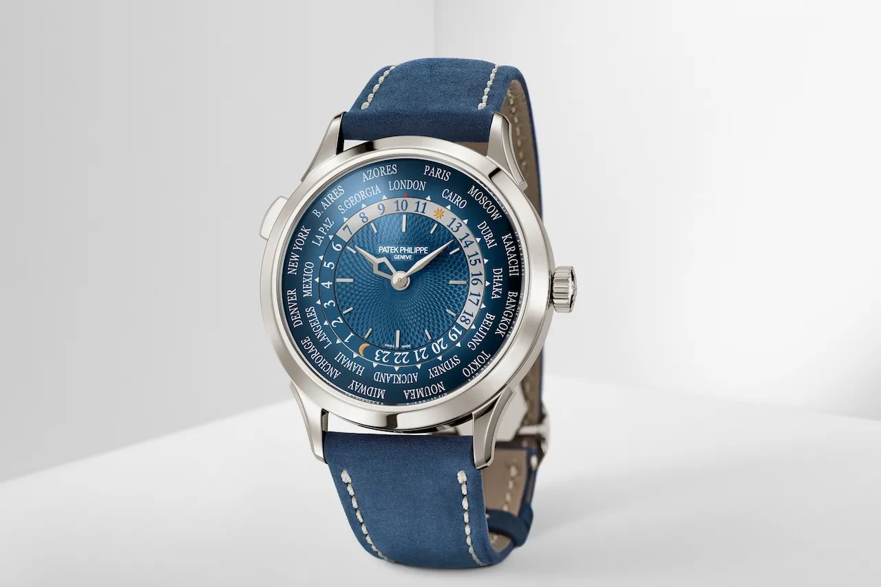 Patek Philippe Ref. 5230P 1