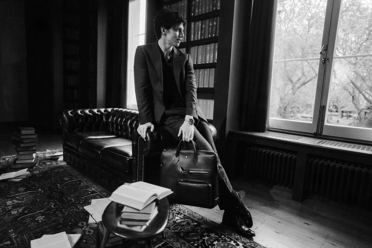 IsaacHernandez Watches World Isaac Hernández