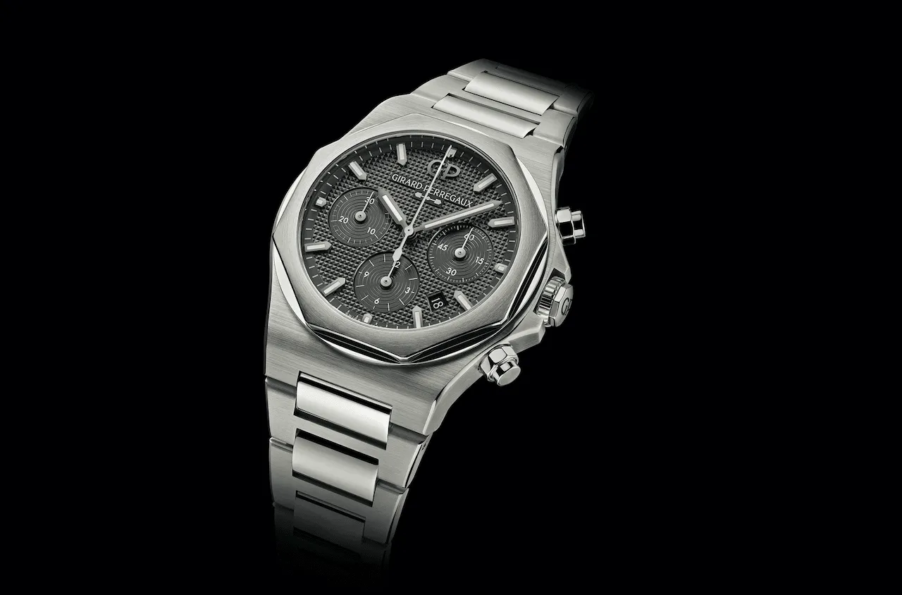 Girard-Perregaux Laureato Chronograph Ti49