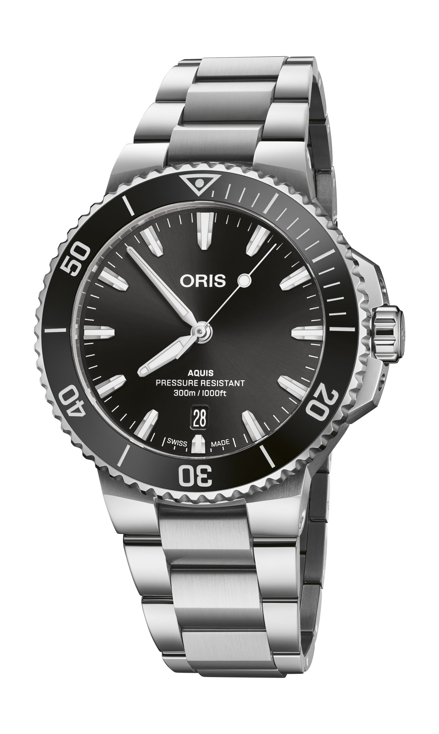 01 733 7787 415407 8 22 04PEB Aquis Date Watches World