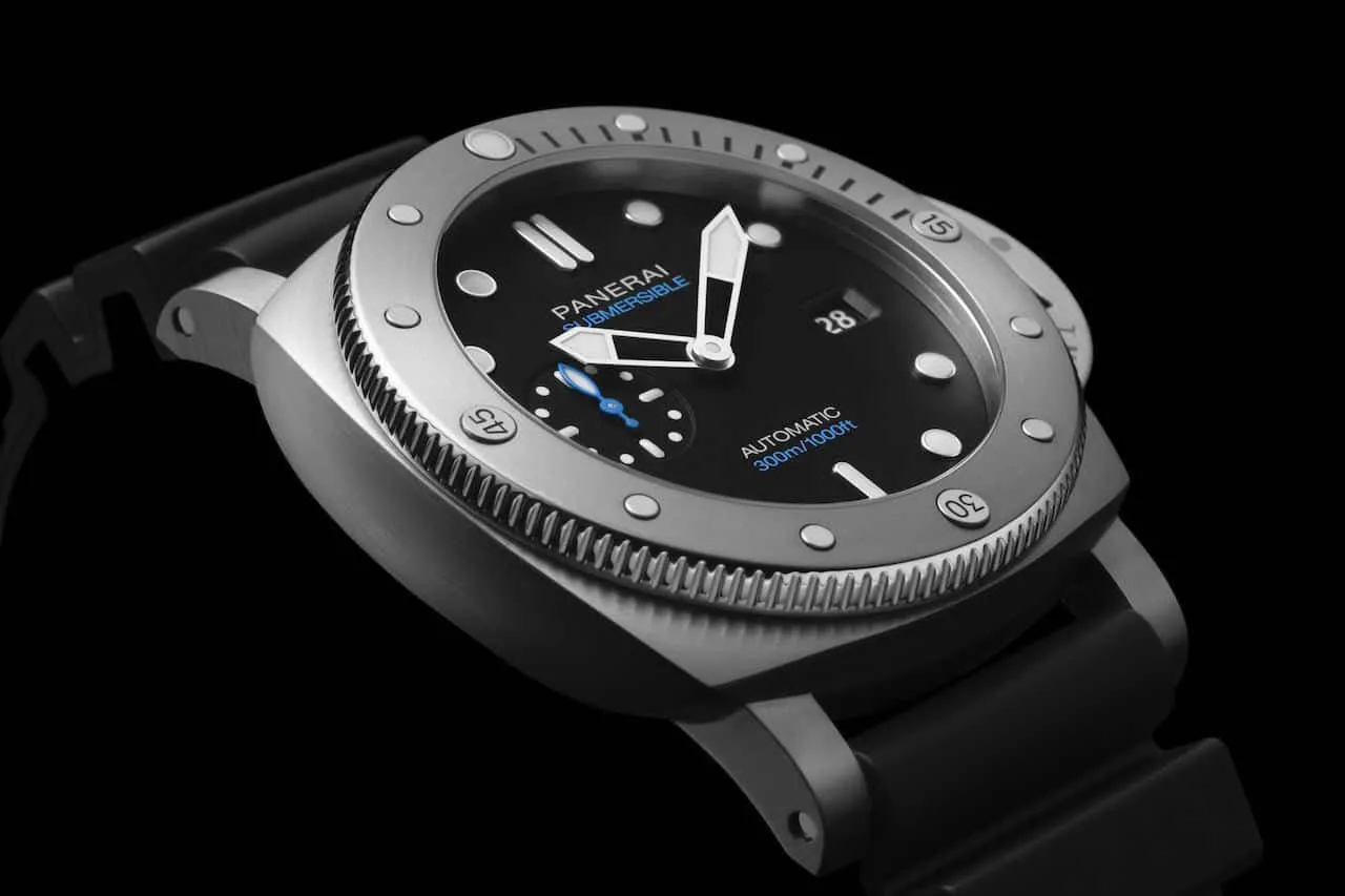 Submersible QuarantaQuattro Steel