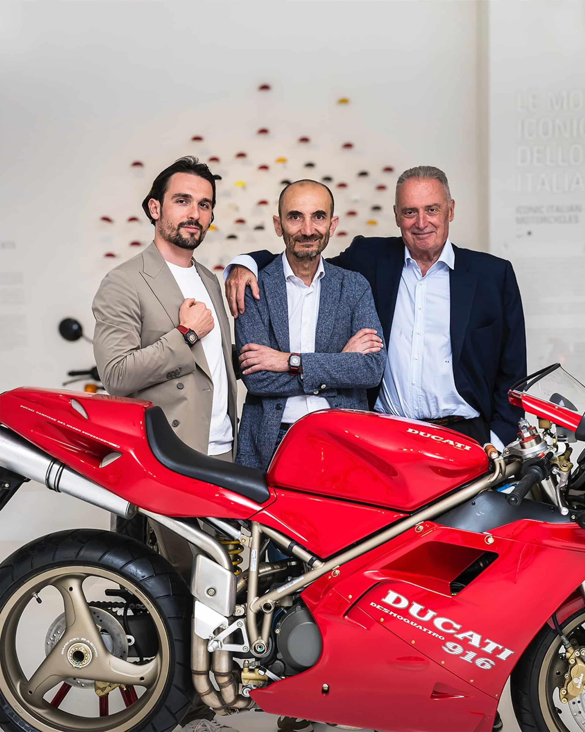 Maestro 40 Ducati 30° Aniversario 916 de Gerald Charles 4 Watches World Maestro 40 Ducati 30° Aniversario 916 de Gerald Charles