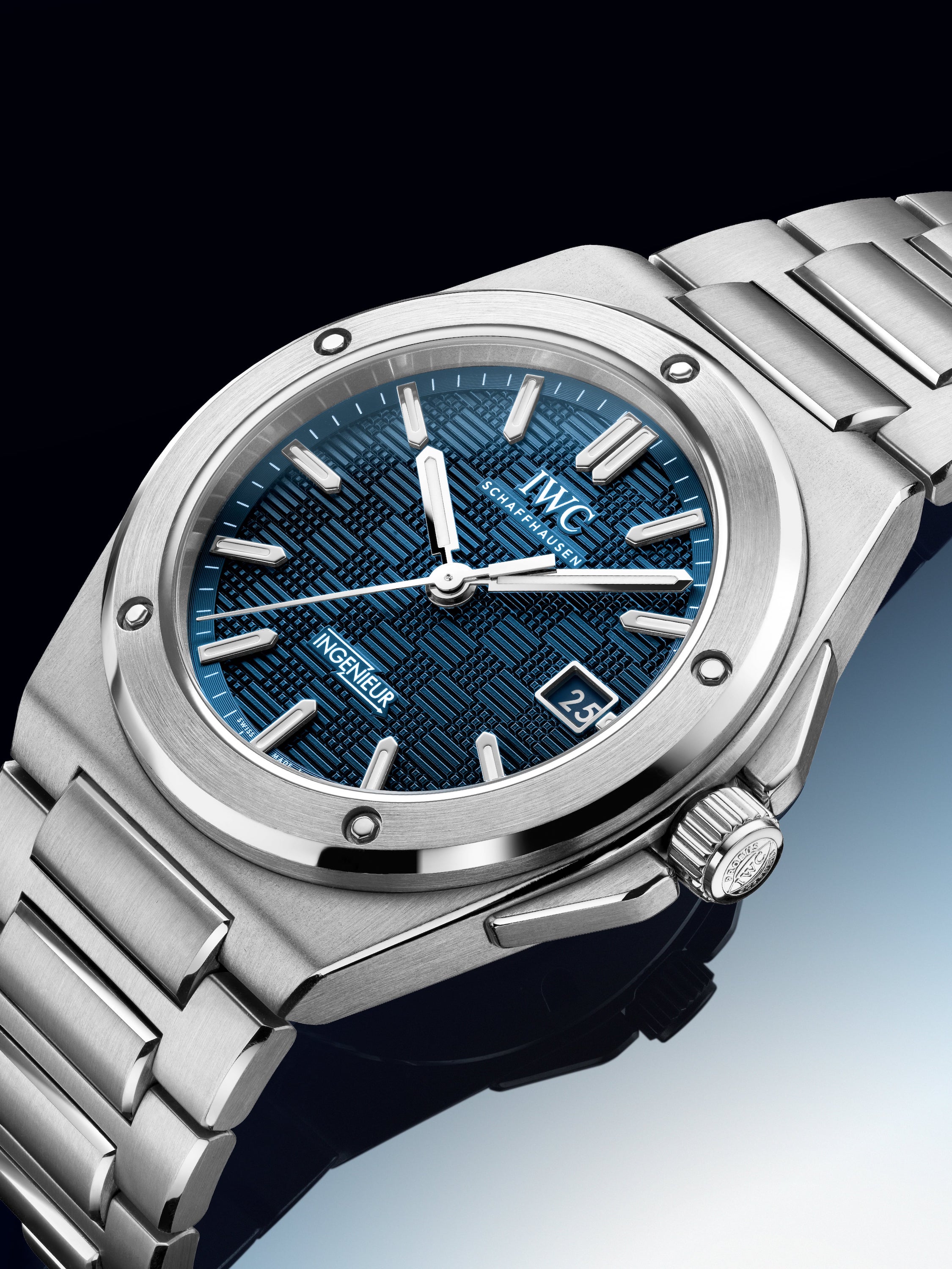 IWC Ingenieur Automatic 40 en azul