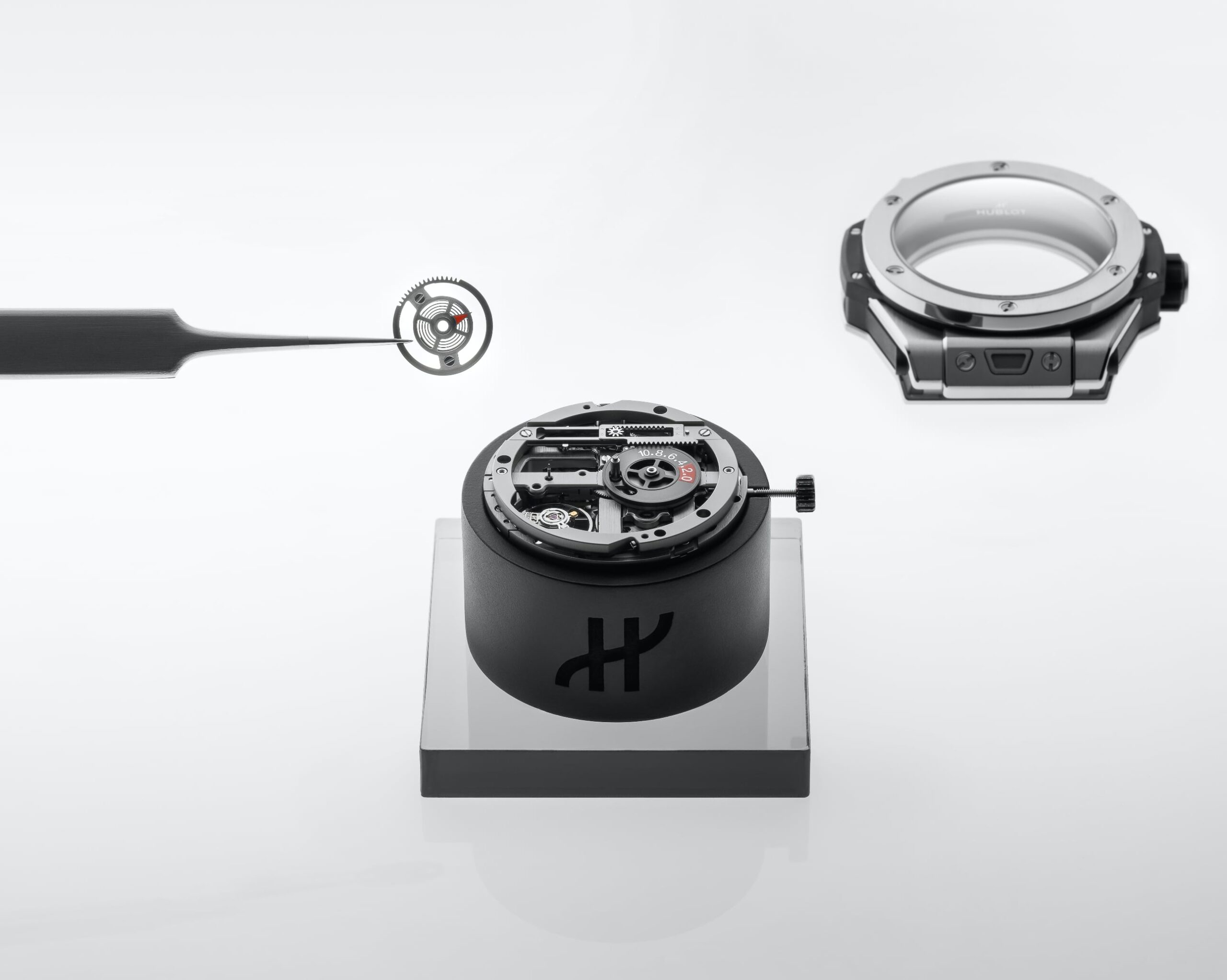 Hublot Big Bang MECA10 de 42 mm 19 Watches World Hublot Big Bang MECA 10 de 42 mm