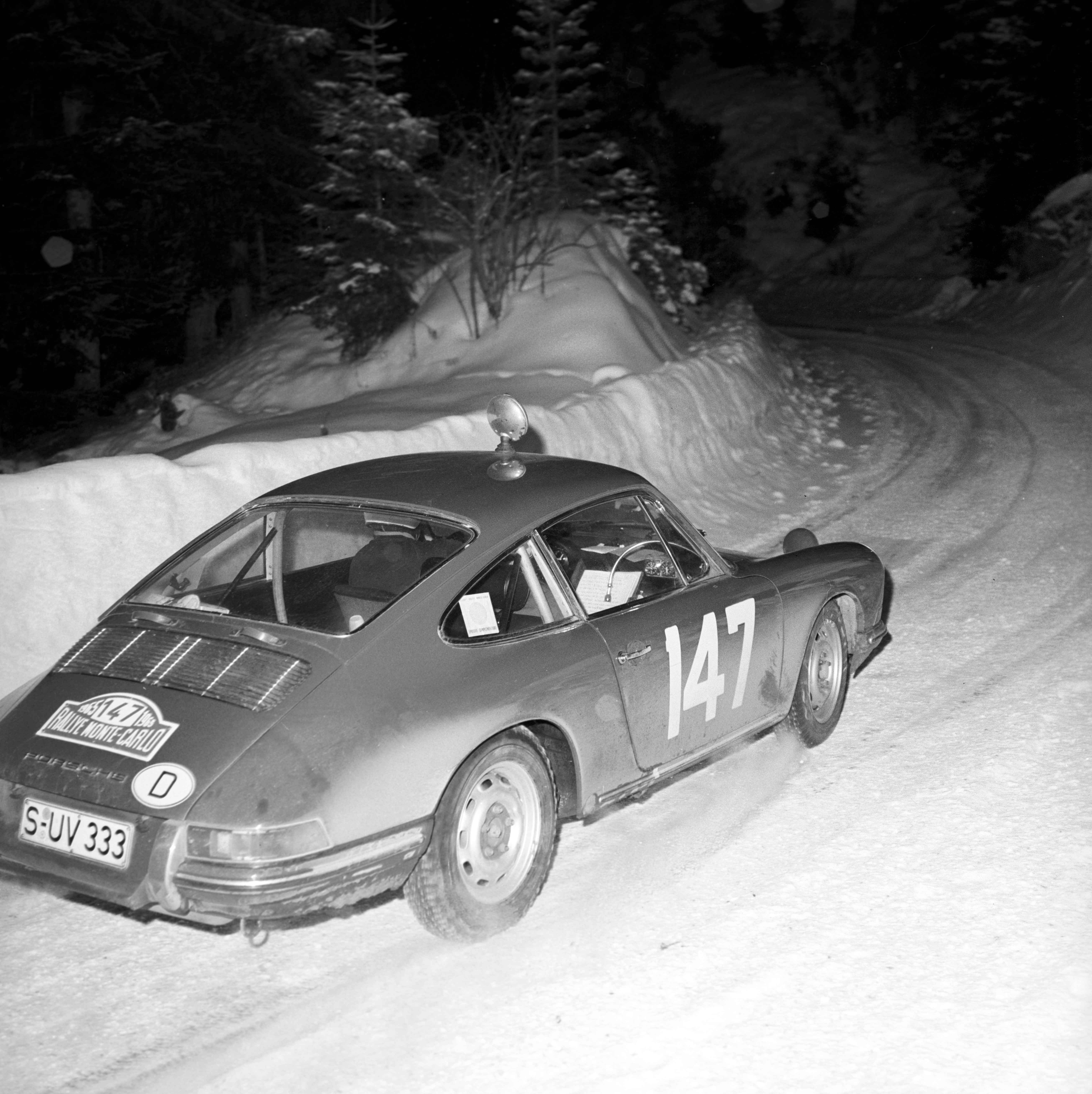 TAG Heuer Carrera Chronosprint x Porsche Rallye 12