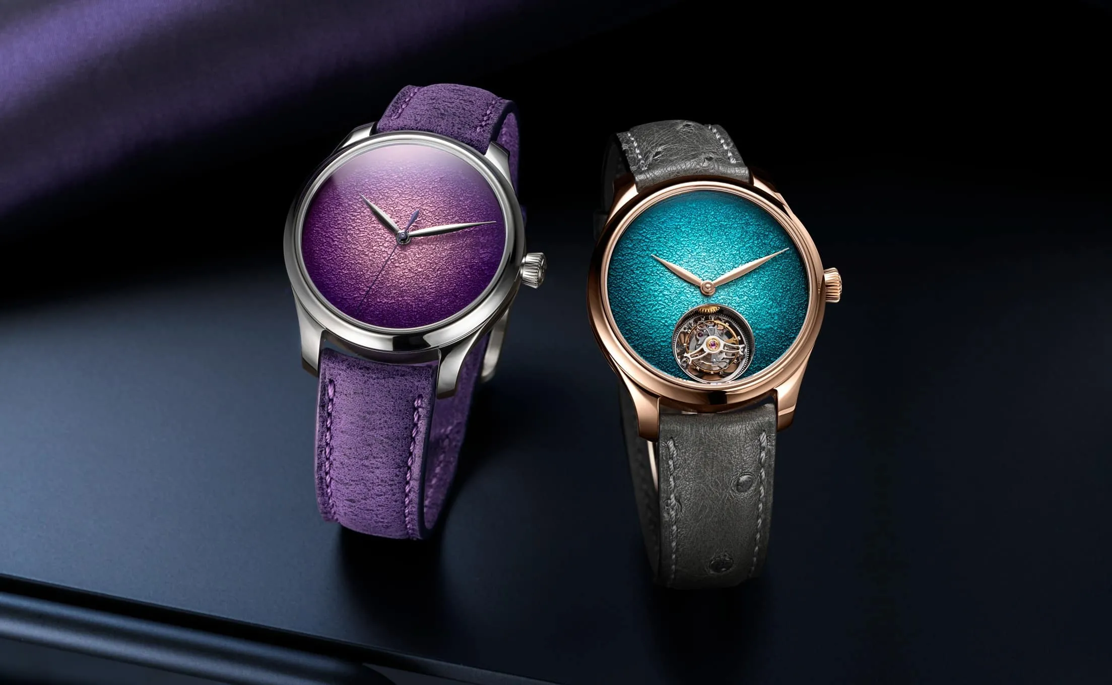 HMoser_1805-0400_Endeavour_Tourbillon_RG_Concept_Turquoise_Enamel__Lifestyle_Duo_with_1201-1200 (1)