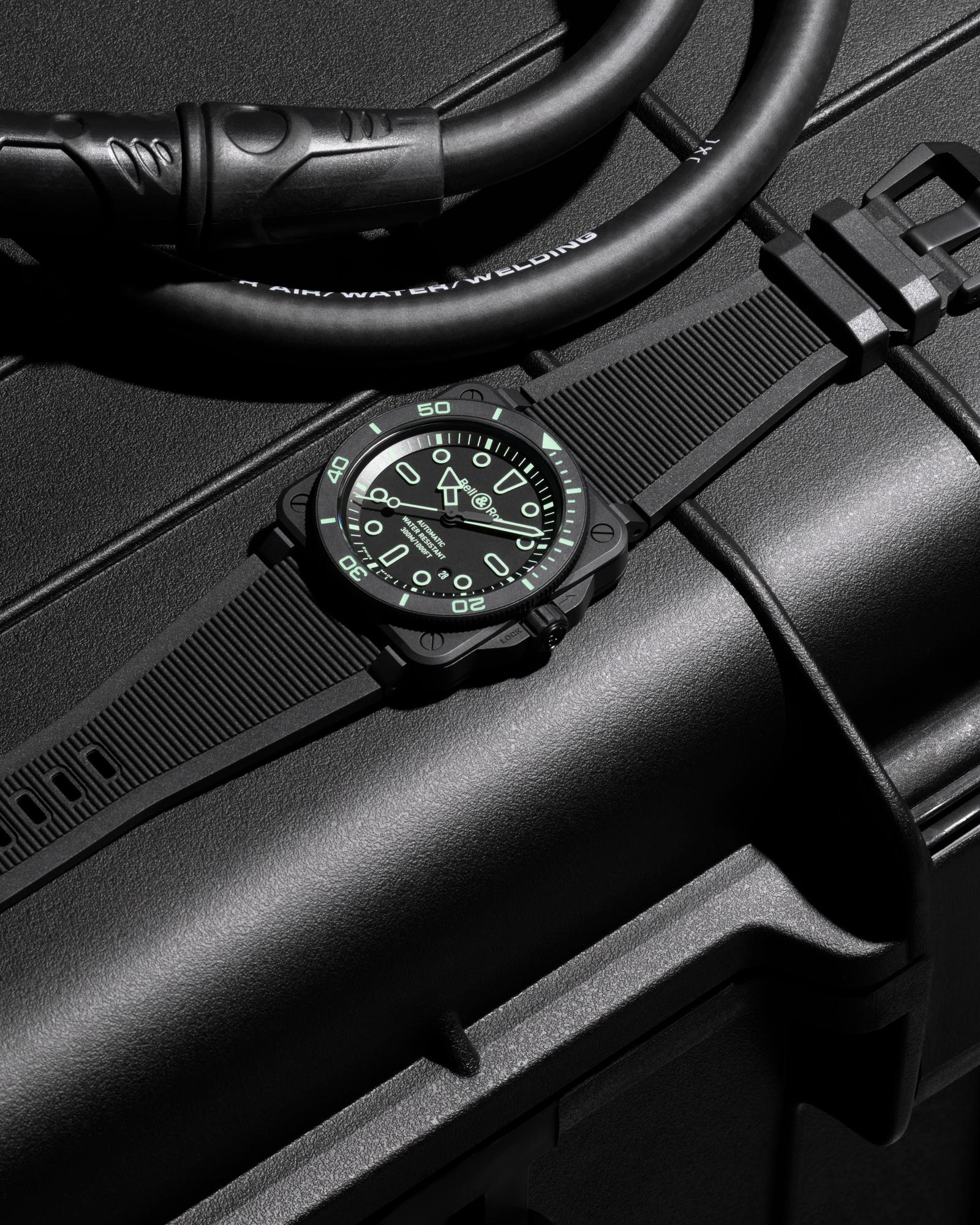 Bell & Ross BR-03 Diver Lum Outline