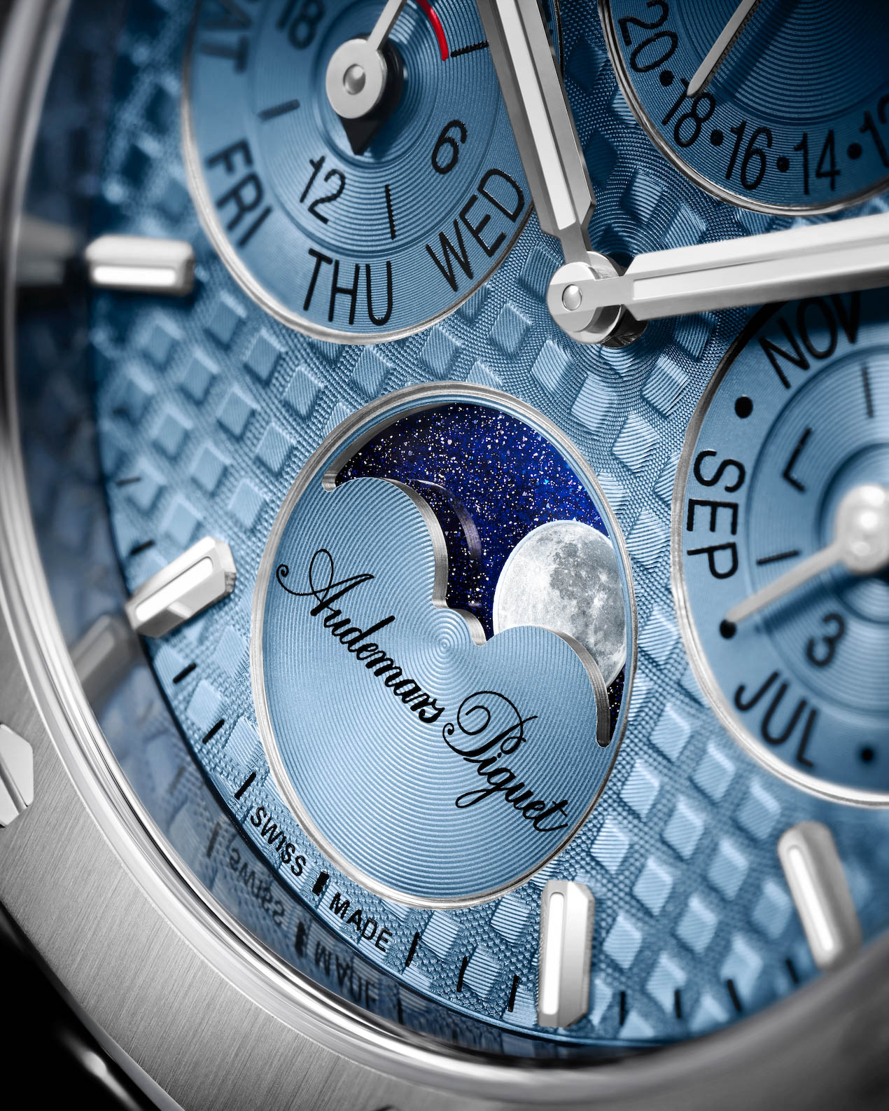 Screenshot Watches World Royal Oak y Code 1159 los nuevos Perpetual Calendar de 38 mm de Audemars Piguet