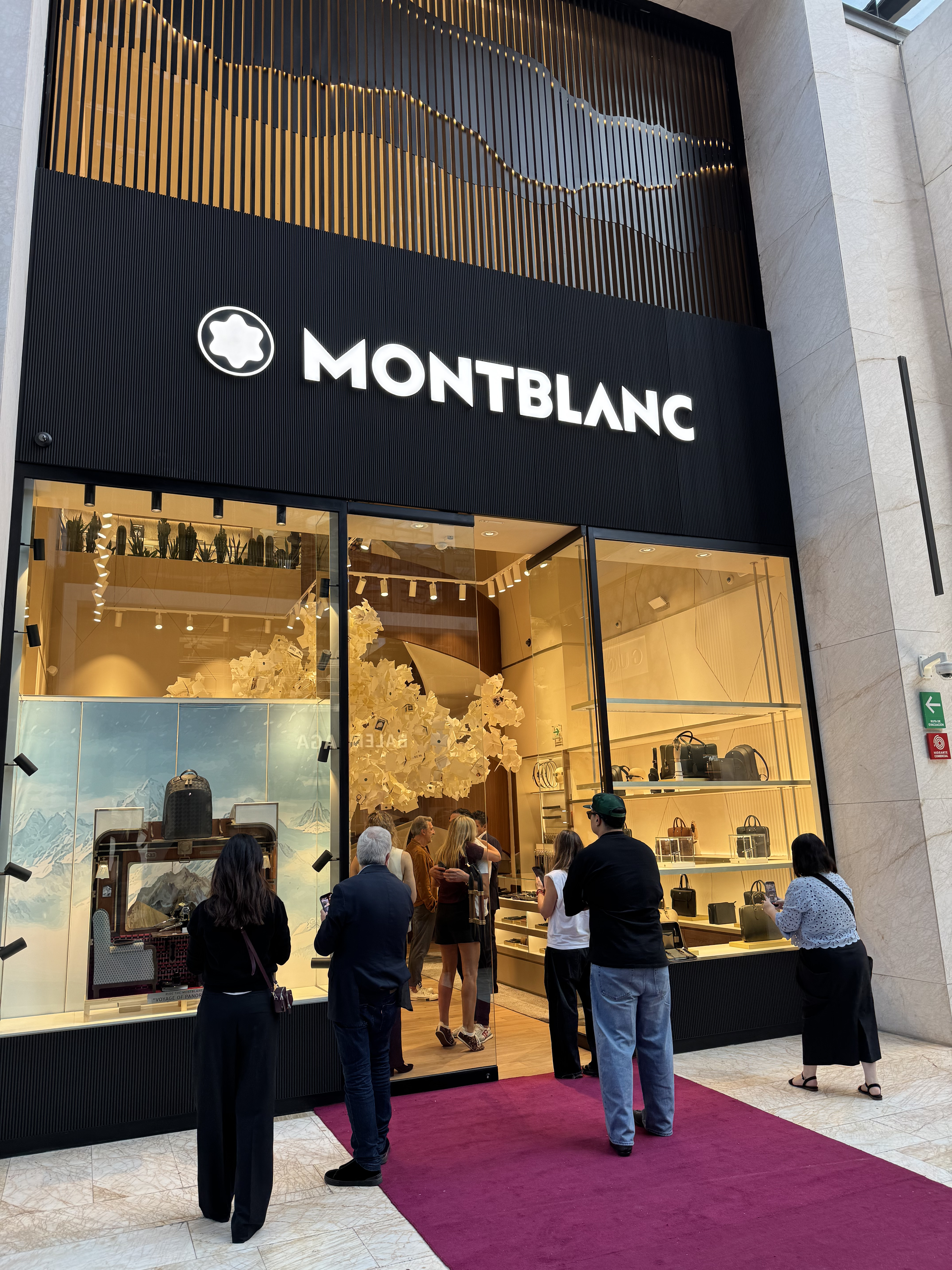 Foto 3 2 Watches World