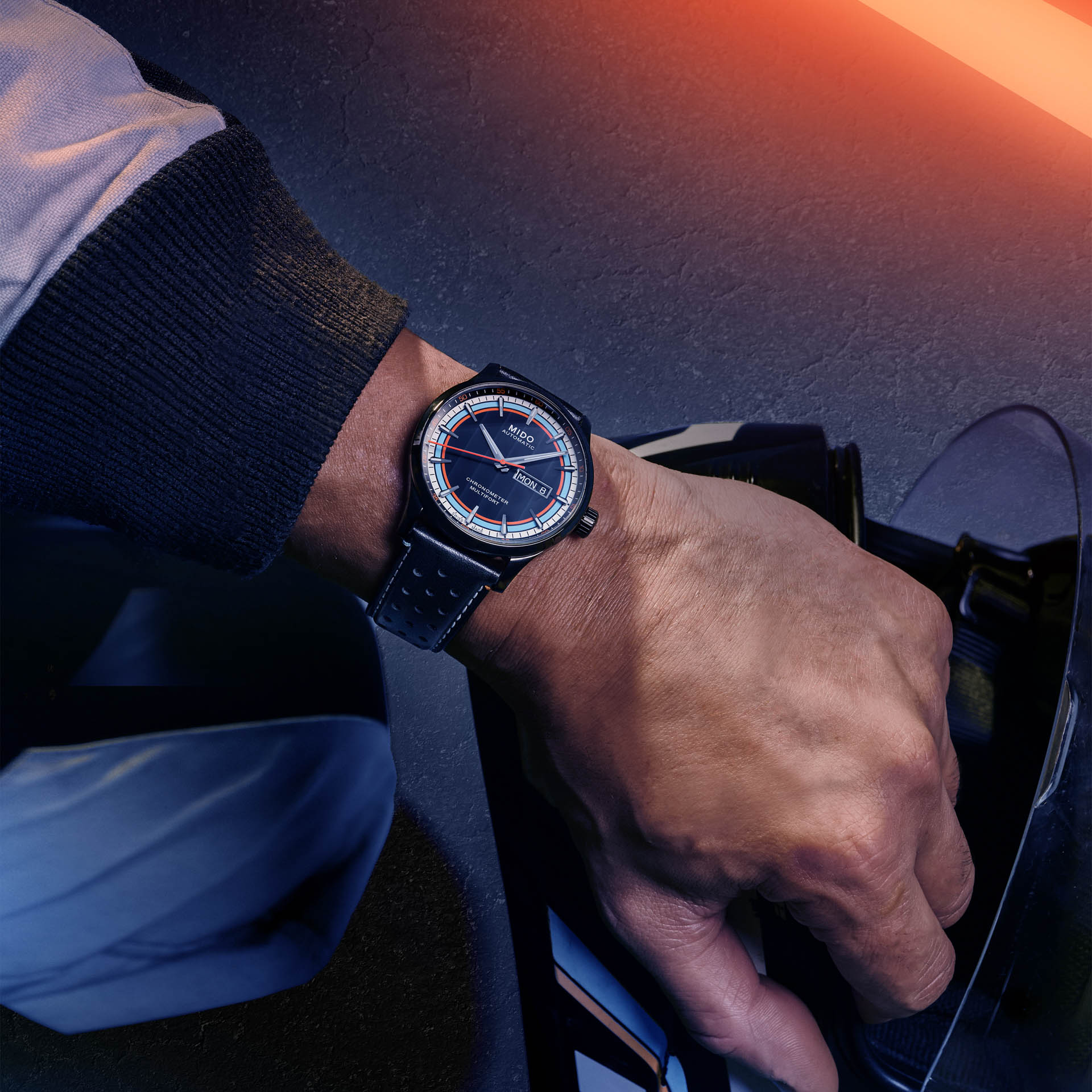 M0384313605100Multifort Chronometer1PR9 Watches World La nueva era de la velocidad Mido Multifort Chronometer Racer