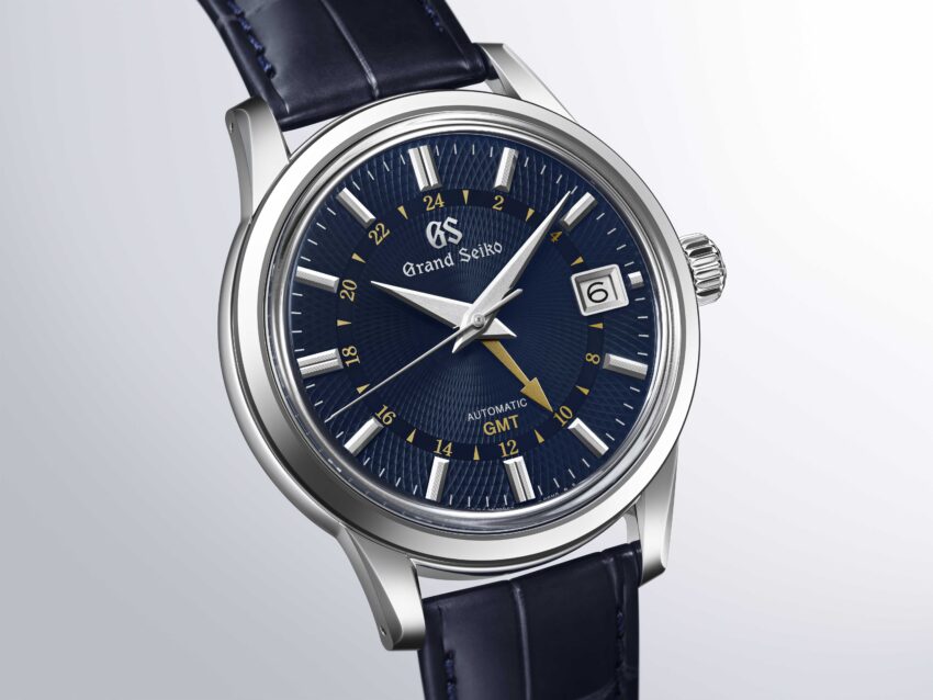 Grand Seiko SBGM257 Moondrop closeup