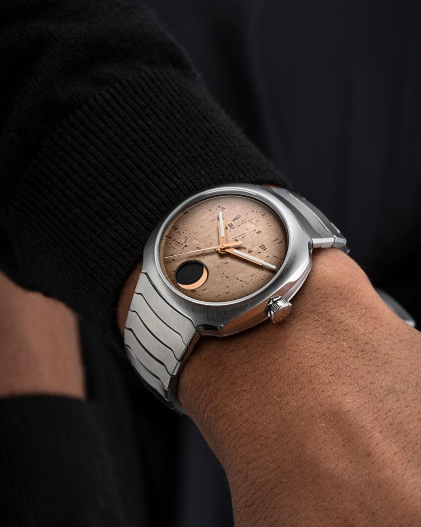 H Moser Streamliner Perpetual Moon Concept Meteorite lifestyle