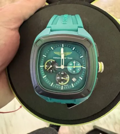 Aston Martin presenta su colección de relojes en El Palacio de Hierro de Polanco