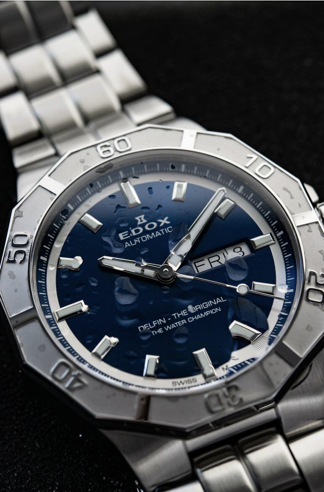 EDOX Delfin Day Date AutomaticDETALLE Watches World