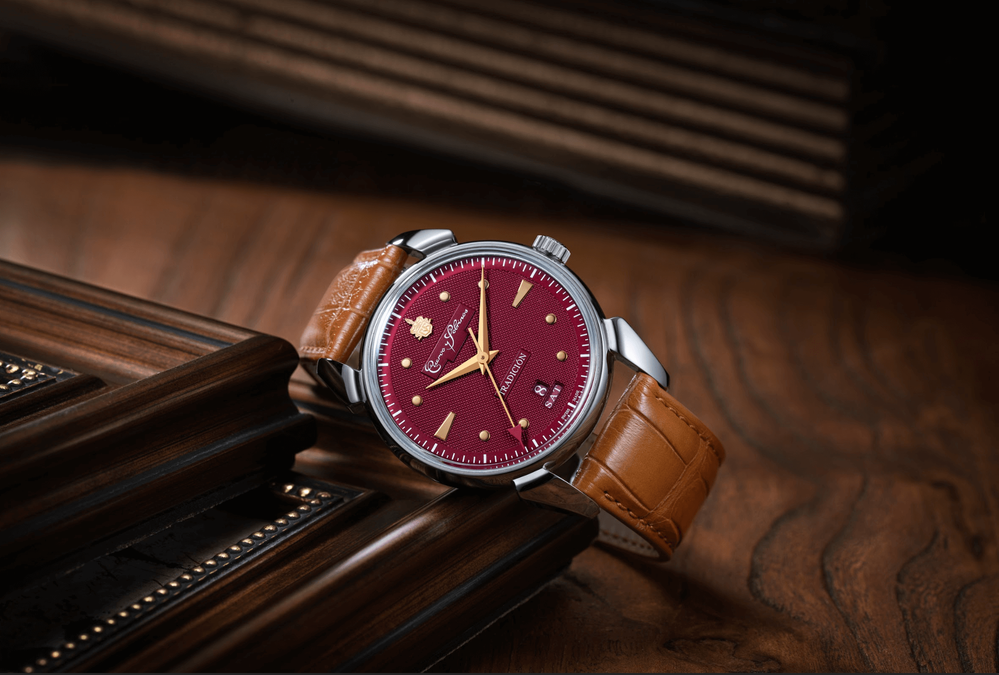 Cuervo y Sobrinos Historiador TradiciónBURGUNDY1 Watches World