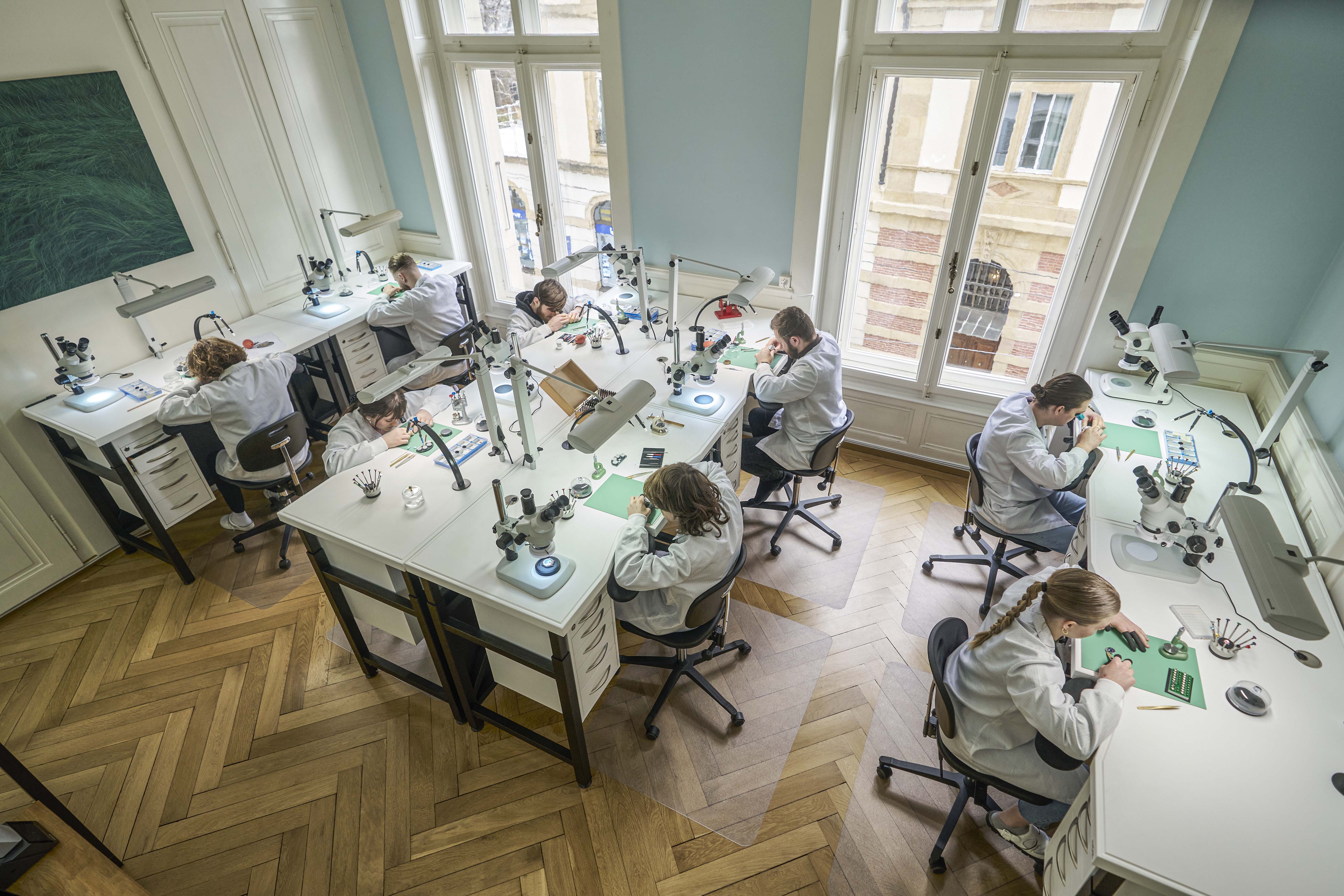 KRAYON Corporate March 2024 05 Watches World Krayon watchmaker