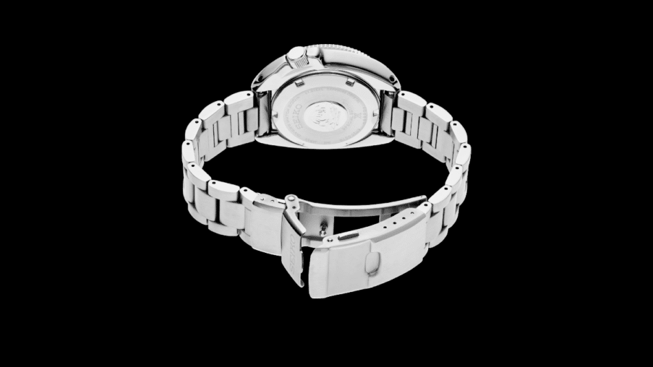 Seiko Prospex Ice Diver Watches World Con una caja de acero de 427 mm y un perfil delgado 132 mm se desliza perfectamente bajo la manga de una camisa