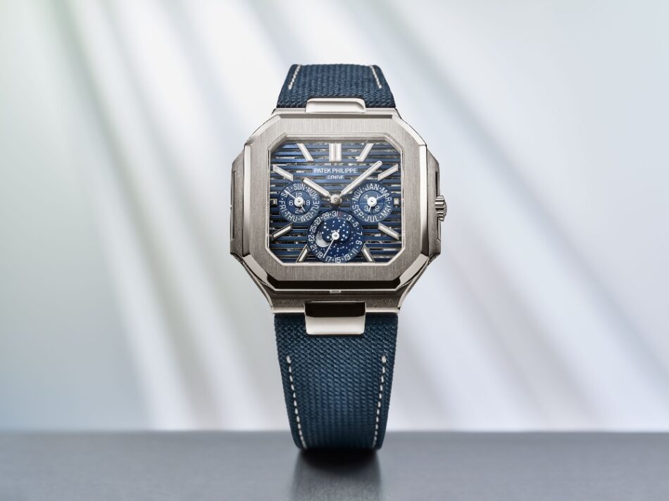 Referencia 5840P001 Watches World Su movimiento es un Calibre 28 28 Q SQU de forma cuadrada de 313 componentes específicamente desarrollado para la caja Cubitus de platino 950 de 45 mm de diámetro y solo 10 mm de grosor para una reserva de marcha de 38 a 48 horas