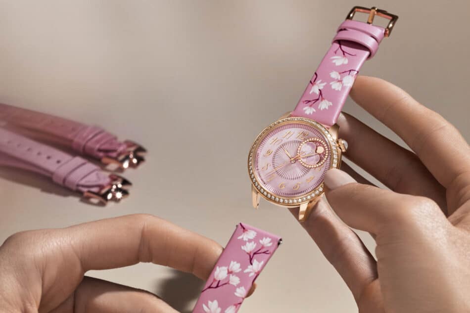 Égérie Spring Blossom el reloj floral más poético de Vacheron Constantin Watches World Detalle de las correas intercambiables en aligátor y grosgrain rosa