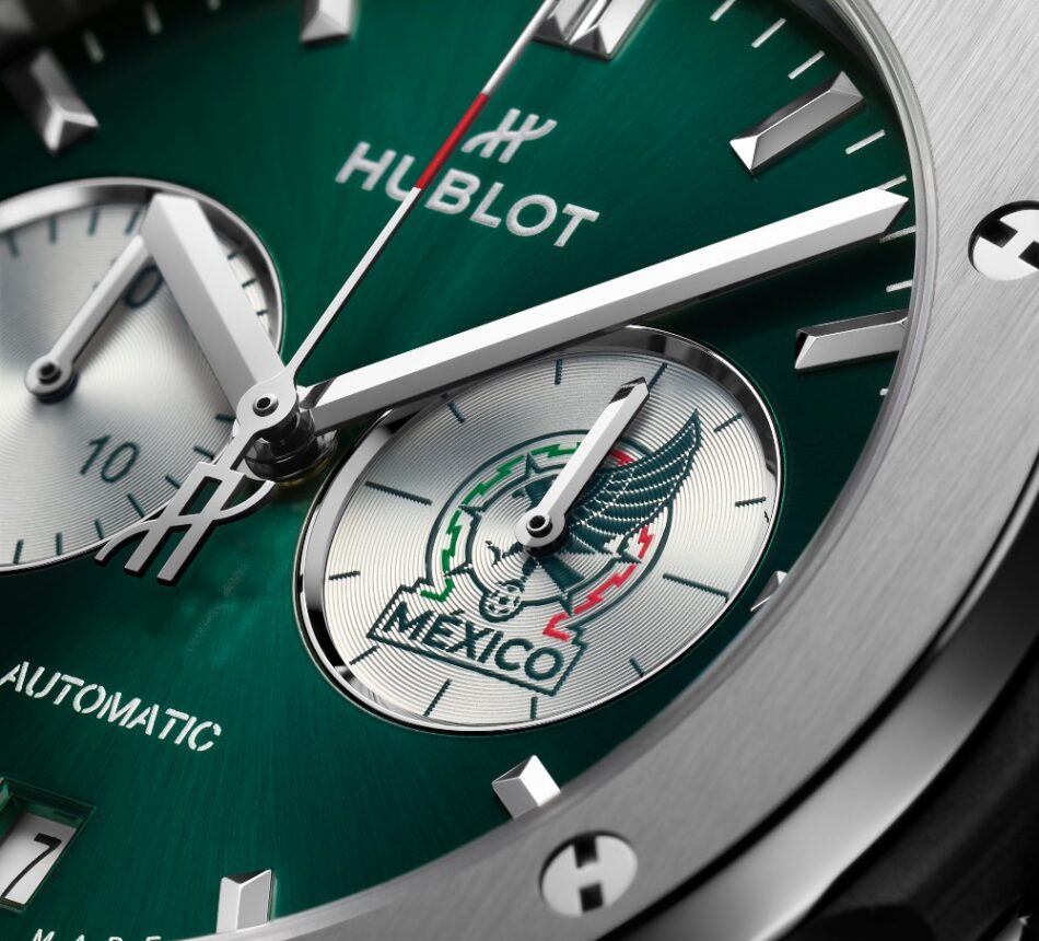 Hublot Classic Fusion Chronograph SNM Titanium Watches World Hublot Classic Fusion Chronograph SNM Titanium incorpora en la esfera como en el fondo de la caja de caja de zafiro grabado sobre titanio pulido el escudo de la SNM
