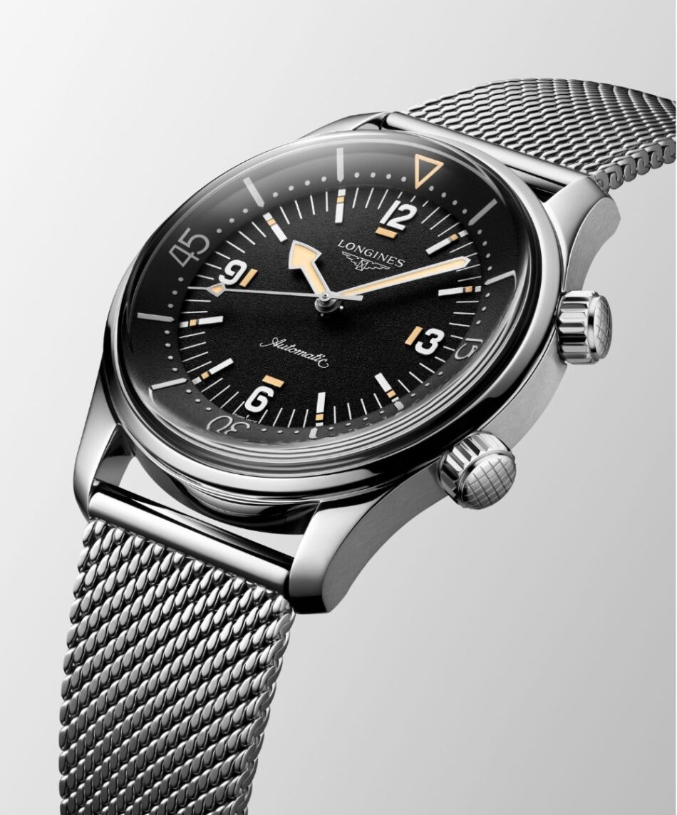Longines Legend Diver 59 Watches World Longines Legend Diver 59 dentro de una elegante caja de acero de 42 mm