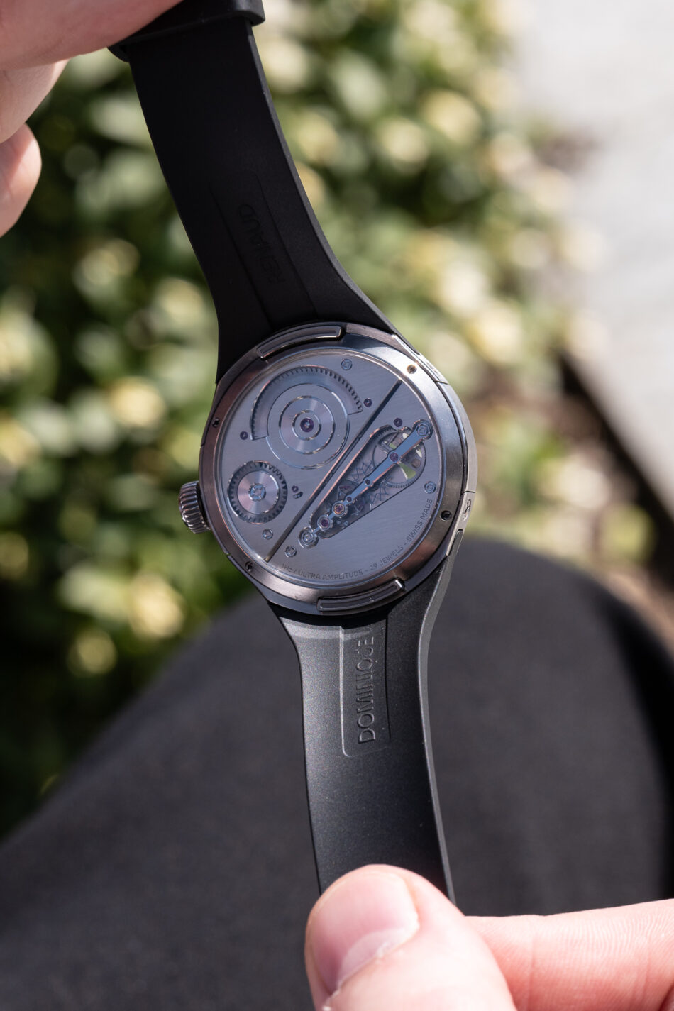 2603dominiquerenaudwatch29 Watches World Pulse 60 Dominique Renaud