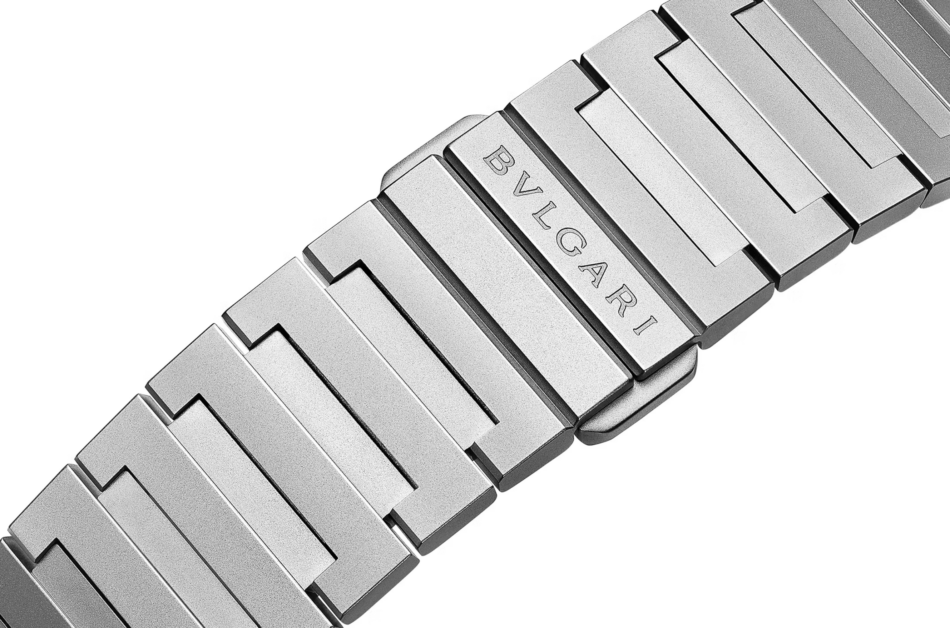 Bvlgari Octo Finissimo Minute Repeater 37 mm bracelet Watches World Bulgari Octo Finissimo Minute Repeater 37 mm