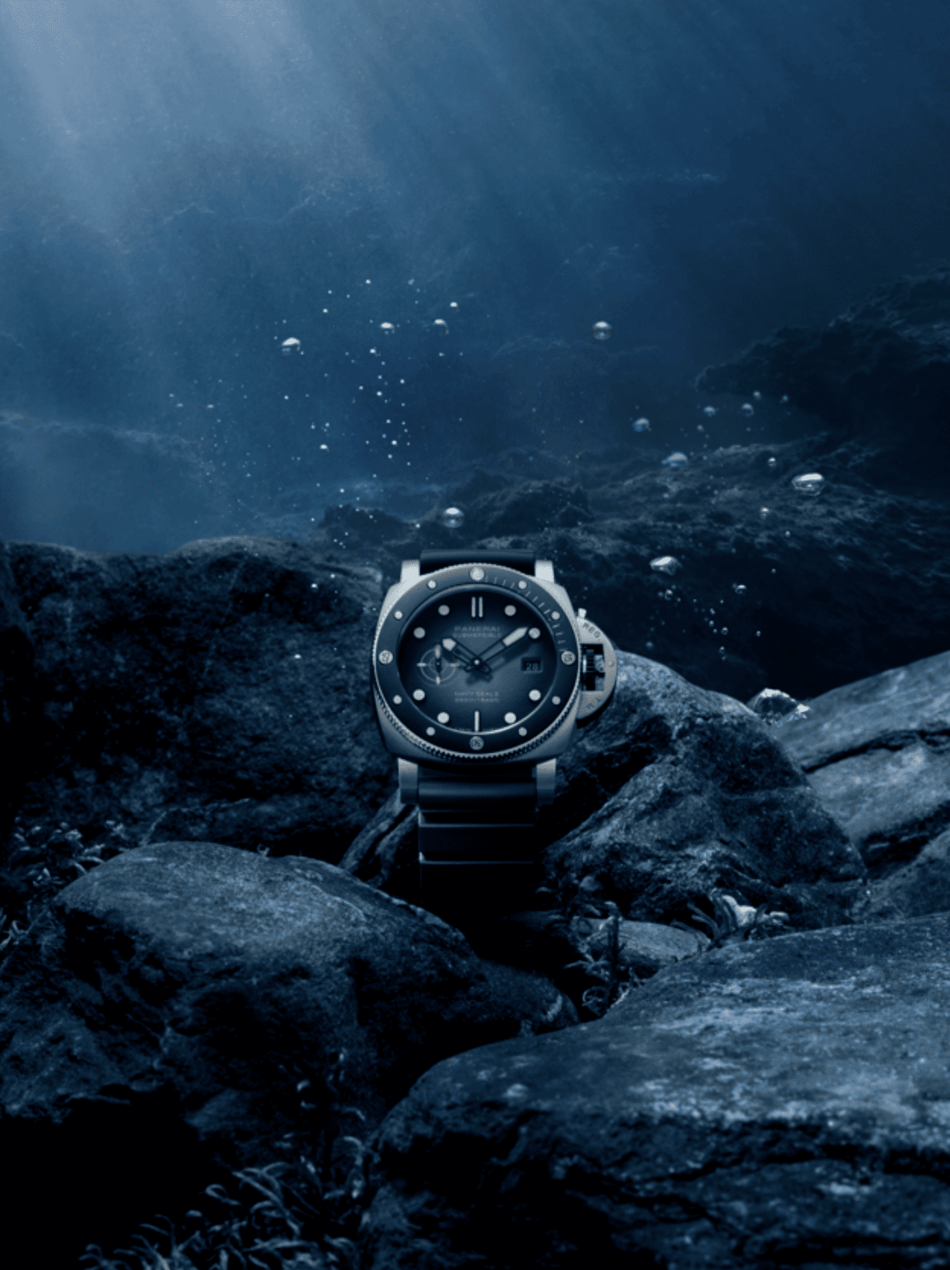 Panerai Submersible Navy SEALs PAM01738 scuba Watches World Panerai Submersible Navy SEALs PAM01738