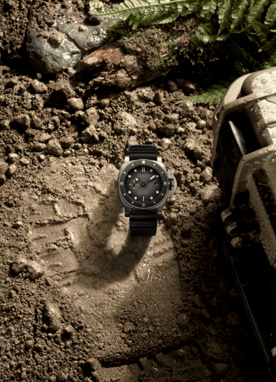 Panerai Submersible Navy SEALs PAM01738 style Watches World Panerai Submersible Navy SEALs PAM01738