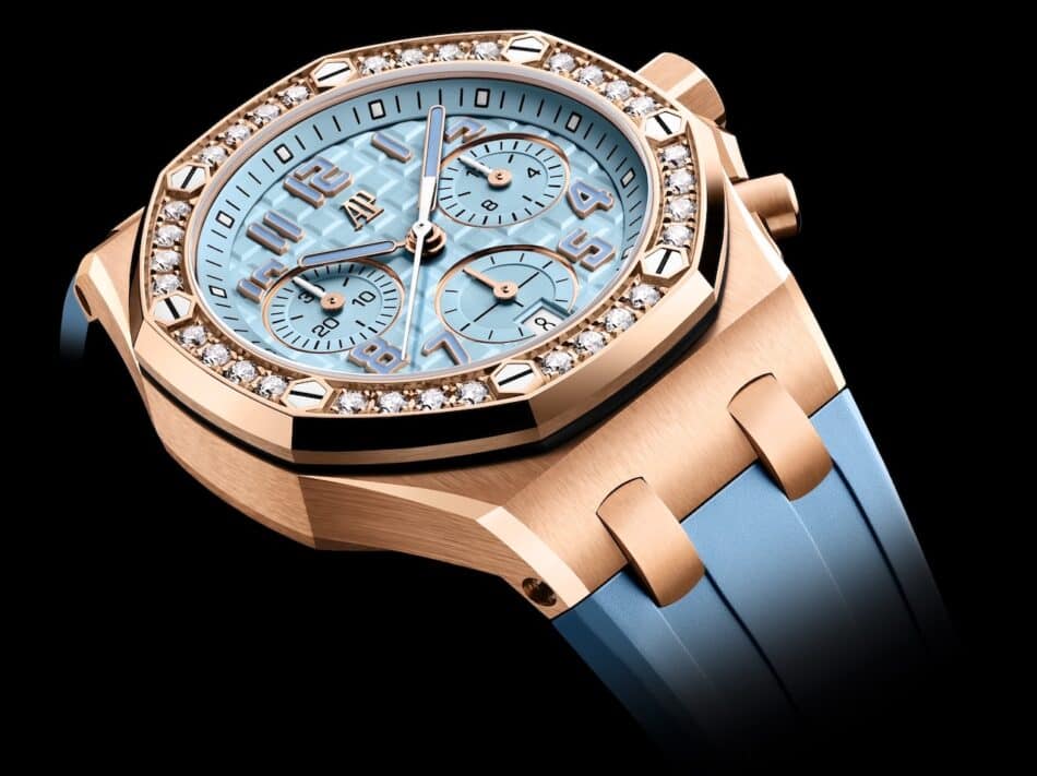 Royal Oak Offshore Cronógrafo Automático 37 mm técnica color y elegancia para el verano Watches World Reloj cronógrafo de lujo en oro rosa con bisel engastado con diamantes y esfera azul claro con correa azul