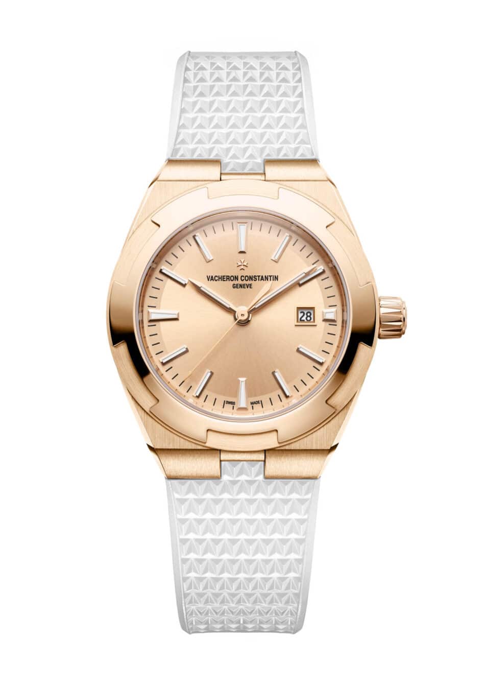 Vacheron Constantin Overseas Automático 345 mm elegancia deportiva en nuevos tonos rosa y rojo Watches World Vacheron Constantin Overseas Automático de 345 mm en oro rosa con carátula lacada color oro rosa